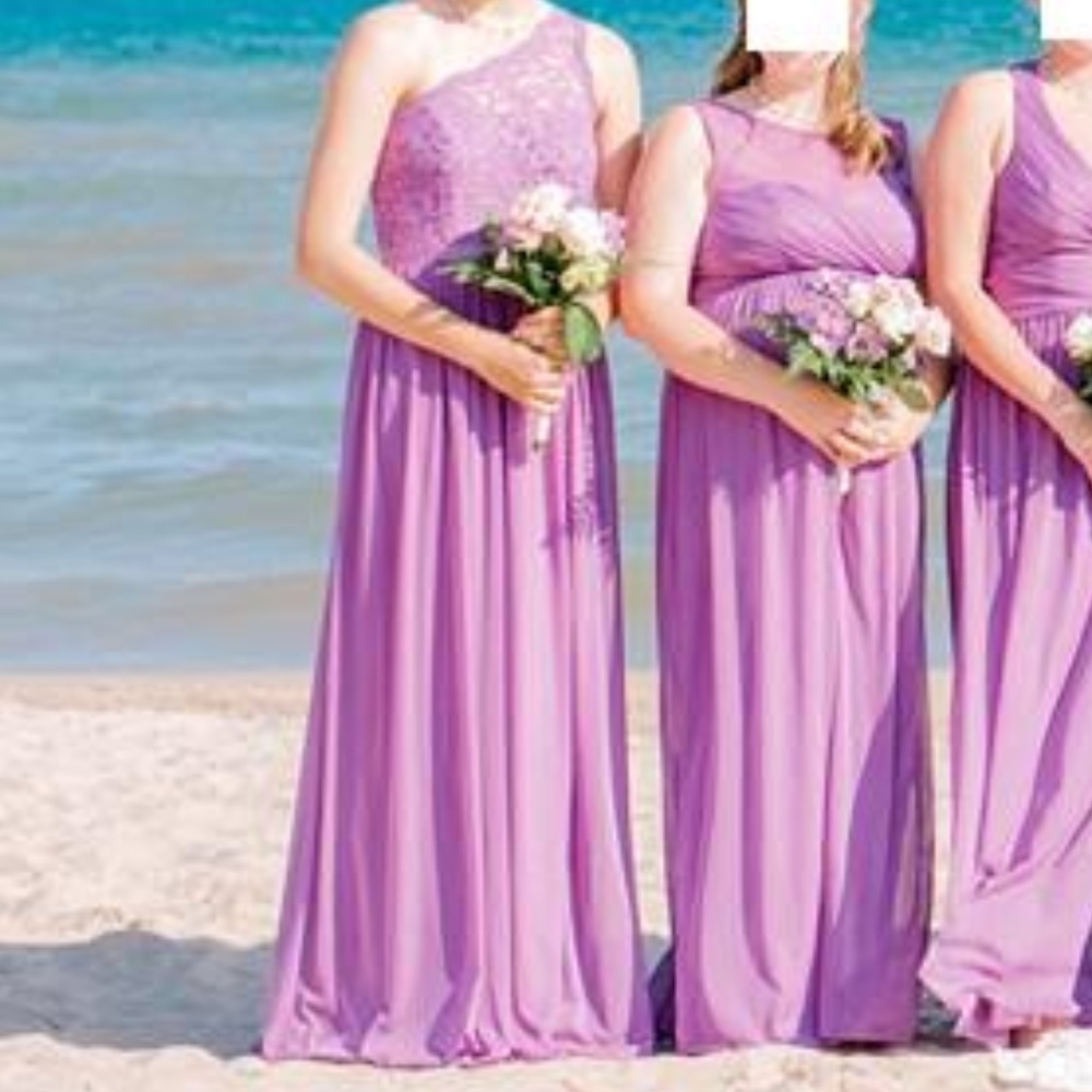 David's Bridal Wisteria Size 8 bridesmaid's dress